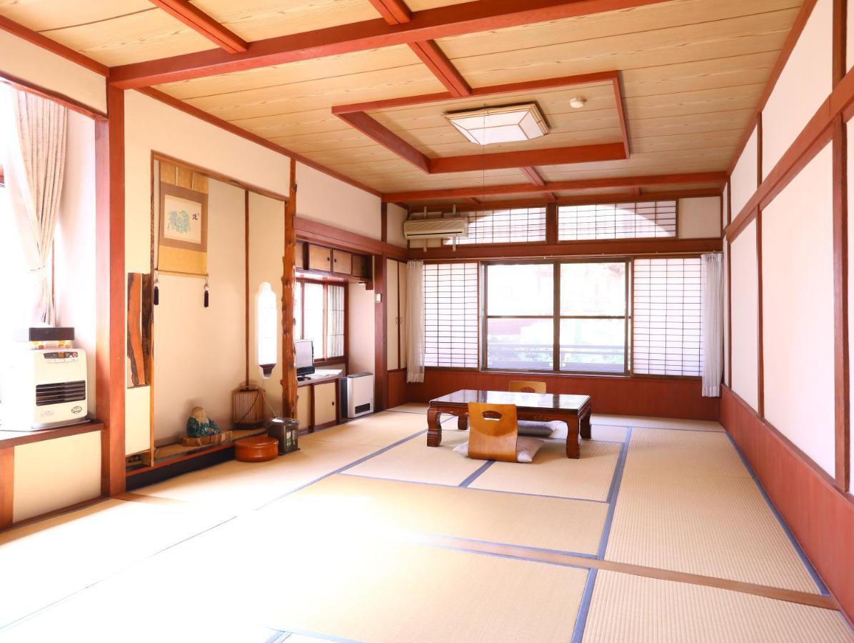Ikariya Ryokan Jamanouči Exteriér fotografie